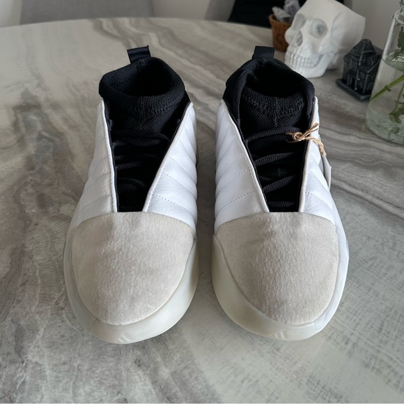 adidas Harden Vol. 7 Mid Stormtrooper White Black Basketball Shoes